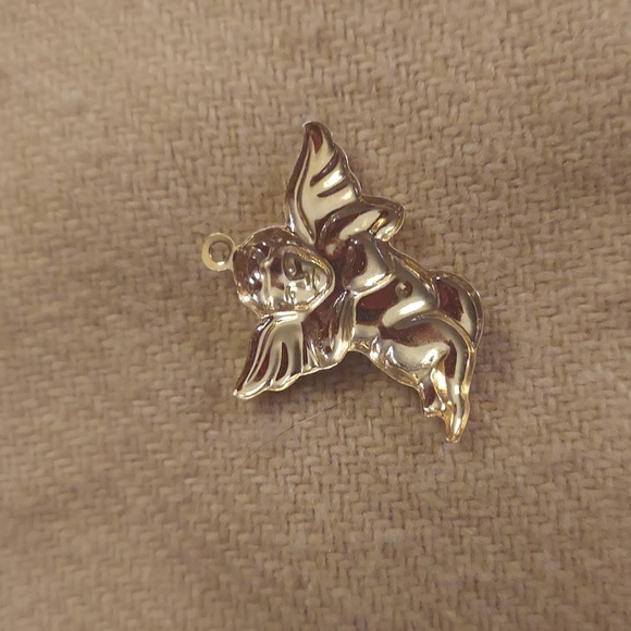 Vintage 1/20 14k Gold Filled Puffy 3D Introspective Cherub Angel Pendant - Picture 2 of 7